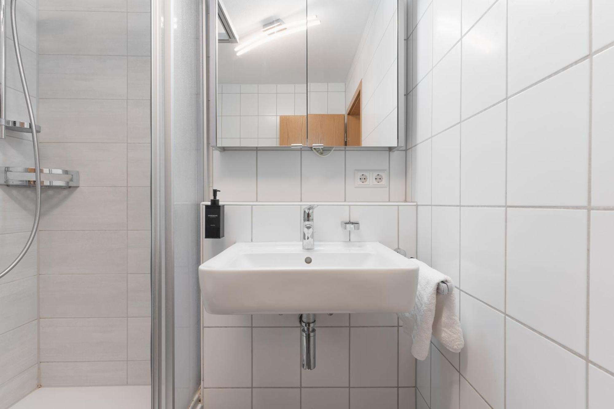 Untersee-Suite Istayunixi Seenaehe-Terrasse-Workspace-Netflix-Parkplatz Radolfzell am Bodensee Exteriör bild