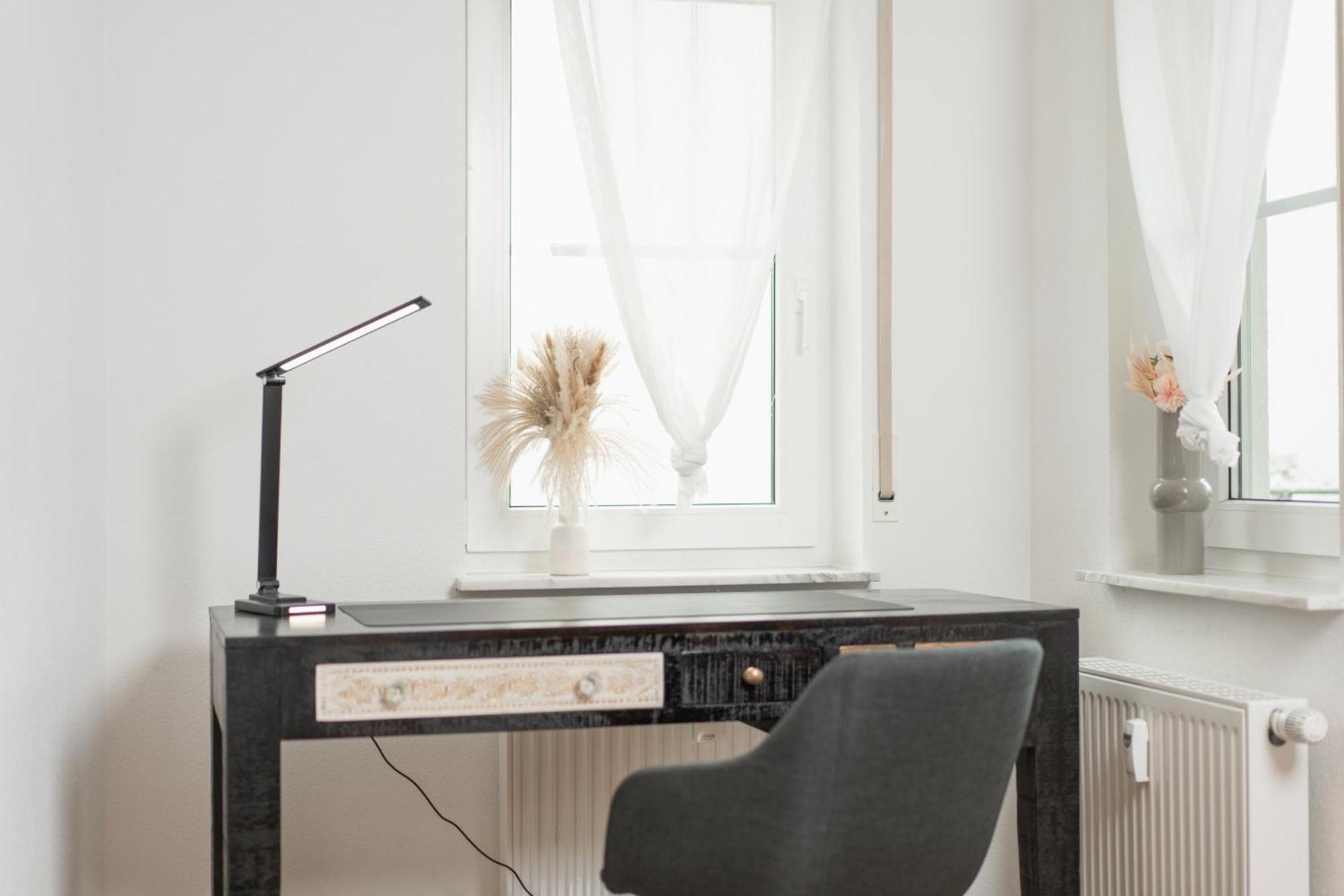 Untersee-Suite Istayunixi Seenaehe-Terrasse-Workspace-Netflix-Parkplatz Radolfzell am Bodensee Exteriör bild